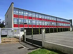 Maupassant school in the Montjoyeux sector