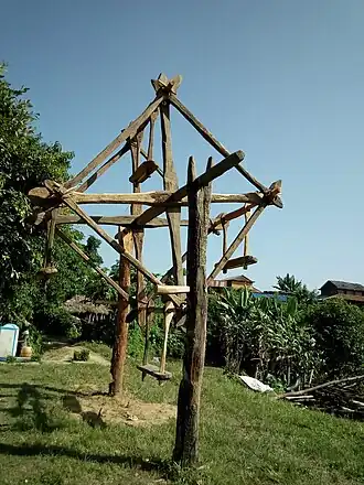 A four-seat wooden Ferris wheel