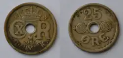 A 1926 Cupro-Nickel Danish Twenty-five øre coin - both sides