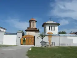 Entrance to Plătărești Monastery