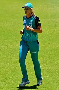 Ferling fielding for Brisbane Heat during WBBL–02