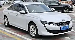 Pre-facelift 508L (front view)