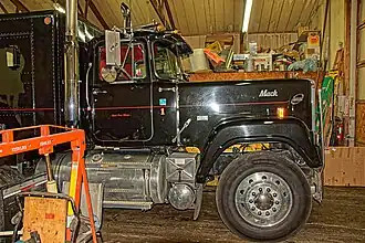 1986 Mack Super-Liner II w/Caterpillar Power in Kentucky