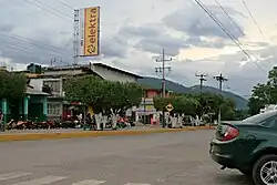 Avenida Principal in Tezonapa