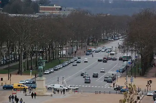 The statue in front of Avenue de Paris.