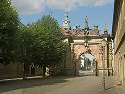 Entrance gate to the palace (16th century).