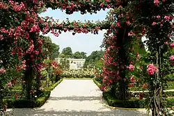 Image 57Parc de Bagatelle, a rose garden in Paris (from List of garden types)