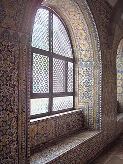 Quadra (architecture) of St. John the Baptist covered with azulejos in carpet style (17th c.); Museu da Reinha D. Leonor; Beja, Portugal.