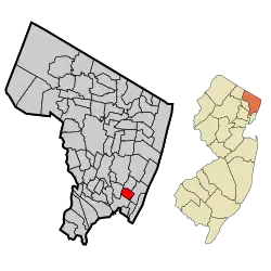 Location of Palisades Park in Bergen County highlighted in red (left). Inset map: Location of Bergen County in New Jersey highlighted in orange (right).