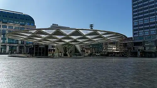 The square as it appears today, with its awning by Xaveer De Geyter