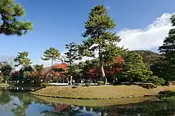 The garden in front of the Phoenix Hall.