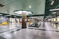 Line 1 concourse