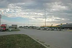 Commercial district in Murdo, looking north from the I-90/US&nbsp;83 interchange, August 2008