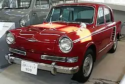 Hino Contessa 900 sedan
