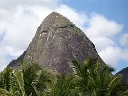 Entrance to Governador Lindenberg on highway ES-245