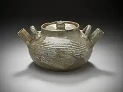 Akahada ware double-spouted sake decanter, Edo period, early 19th century