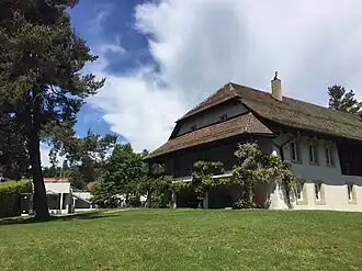 Garden & La Ferme building