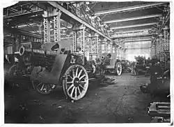 Mle 1915/1916s at the Le Havre factory.