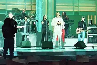 Cox in the Fine Young Cannibals 1990