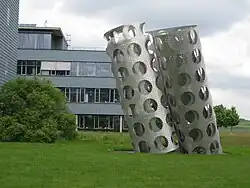 Olaf Metzel Doppelrolle at 11. Fakultät der Uni (2003)