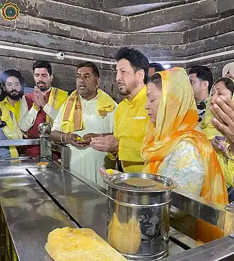 Gurdas Maan