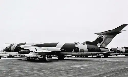 Handley Page Victor B2 with Küchemann carrots on wing surface