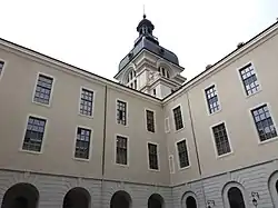 Façade sur Cour Saint-Martin