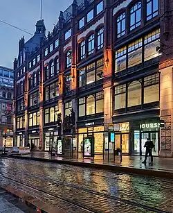 Evening view of Alekserinkatu façade, August 2021