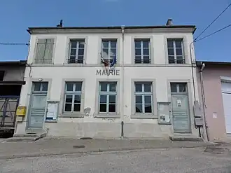 The town hall in Ménil-aux-Bois