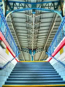 Stairs to the station's platforms before 2013