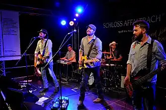 Micky & the Motorcars at the 2017 Blacksheep Festival