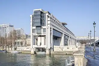 Southern end of the Ministry of the Economy and Finance building