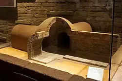 Model of Lei Cheng Uk Han Tomb.
