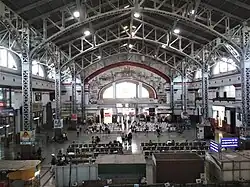 Mumbai Central- view of the interior