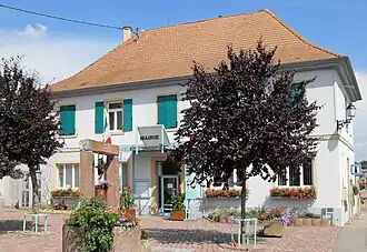 The town hall in Niederhergheim