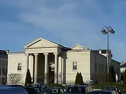 a neoclassical building seen in perspective