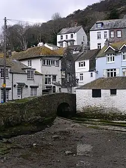 Image 24Lime-washed and slate-hung domestic vernacular architecture of various periods, Polperro (from Culture of Cornwall)