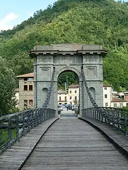Ponte catene, Fornoli
