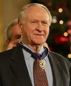 Safire receiving the Presidential Medal of Freedom in 2006