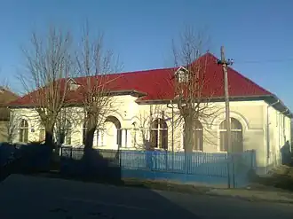 Building in Purcăreni