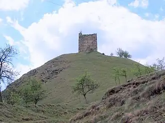Remains of a medieval dungeon in Răchitova