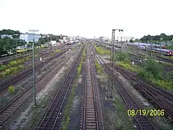 Regensburg railroad yards, looking east (from the Kumpfmühler Str. overpass) (2006)