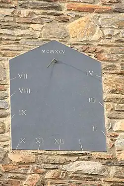 Sundial on a house in the center of L'Aldosa de Canillo