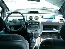 1993–1998 Twingo, interior