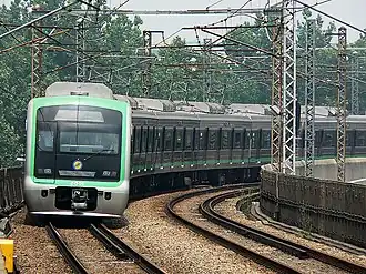 A Seoul Metro line 2 VVVF train in 2005