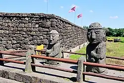 Dol hareubang statues at the south gate (2021)