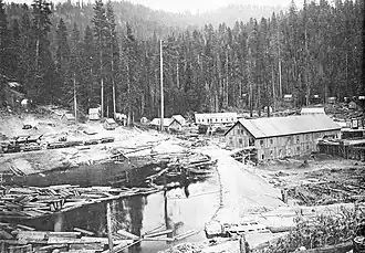 The first mill at Sugar Pine around 1920.[13]