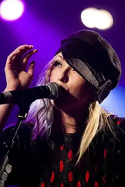 White performing during 2009