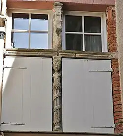 18 rue des Paradoux (courtyard).