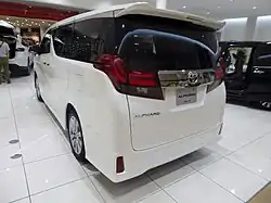 Alphard SA (GGH30W; pre-facelift, Japan)